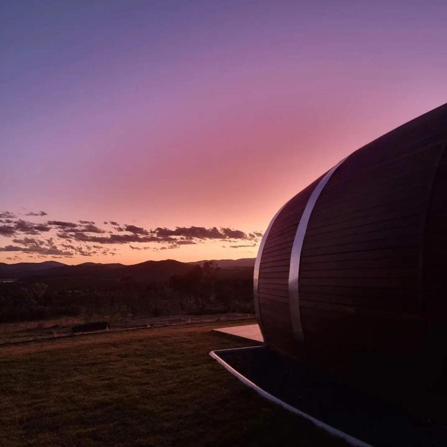 Barrel View Luxury Cabins Ballandean Exterior foto